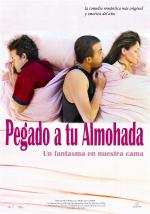 Pegado a tu almohada 