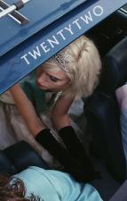 Sunflower Bean: Twentytwo